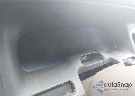 2001 Ford Crown Victoria Lx z USA, uszkodzony, nr VIN 2FAFP74W81X104581